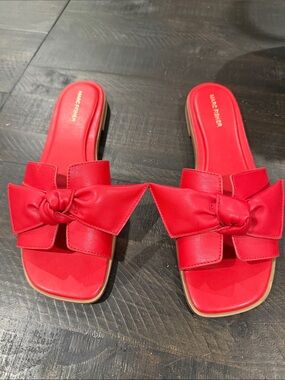 Marc Fisher Red Knot Bow Slide Sandals Size 10M